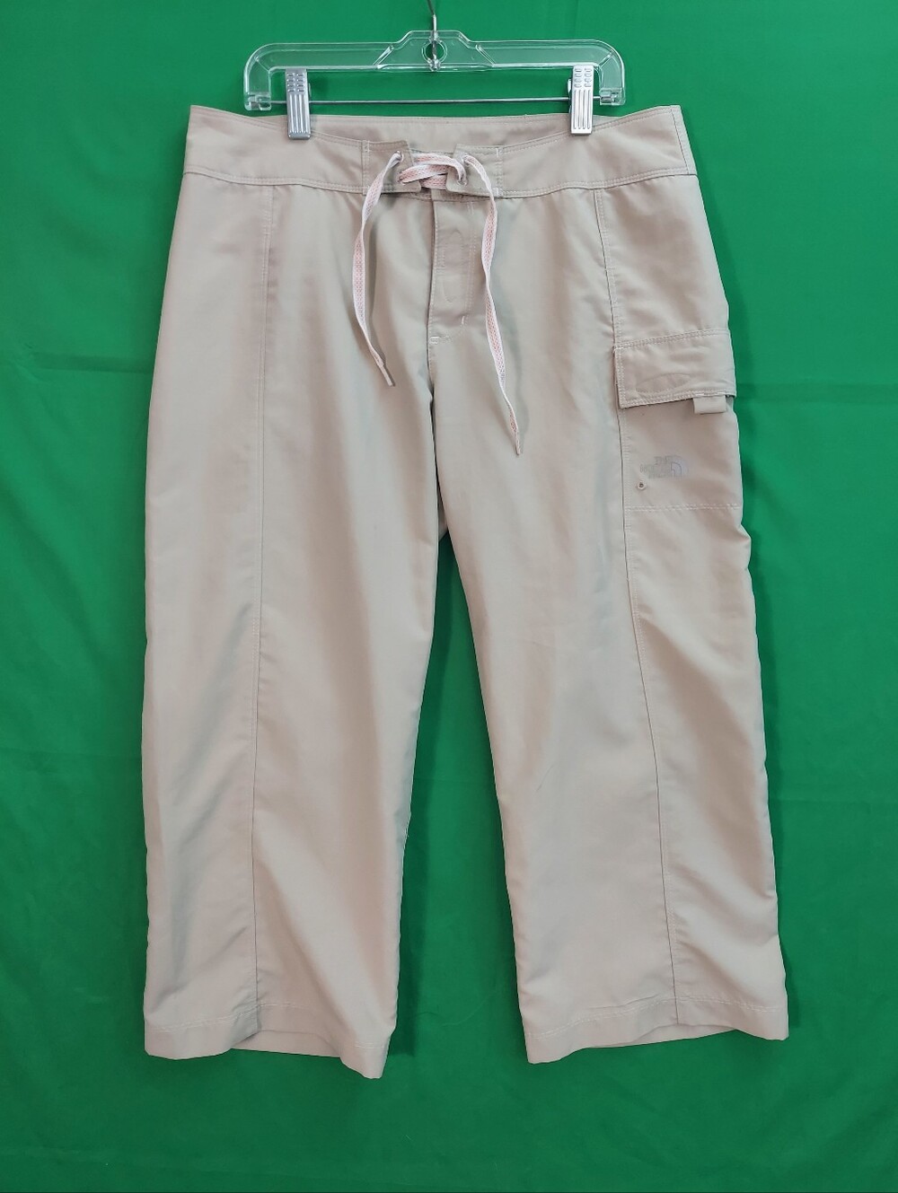 North Face Womens Cropped Pants in Light Tan/Khaki, Sz 4